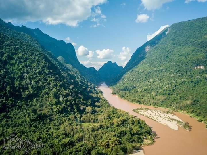 Lattanavongsa Guesthouse And Bungalows Muang Ngoi المظهر الخارجي الصورة