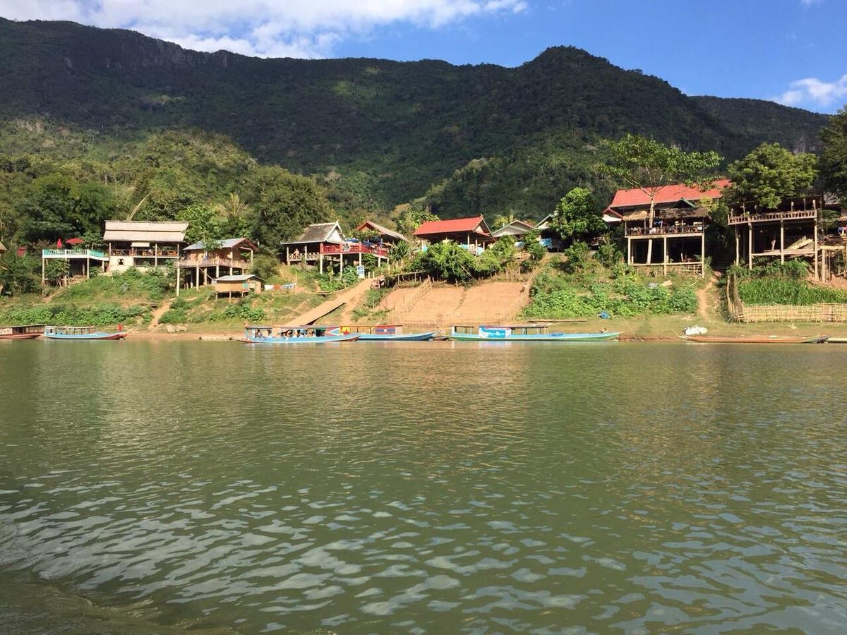 Lattanavongsa Guesthouse And Bungalows Muang Ngoi المظهر الخارجي الصورة