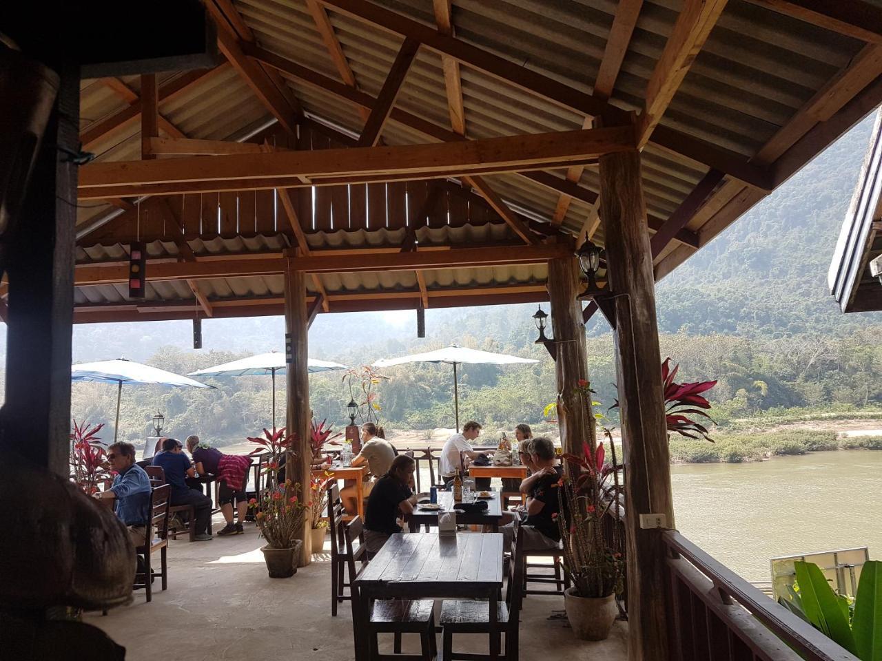 Lattanavongsa Guesthouse And Bungalows Muang Ngoi المظهر الخارجي الصورة