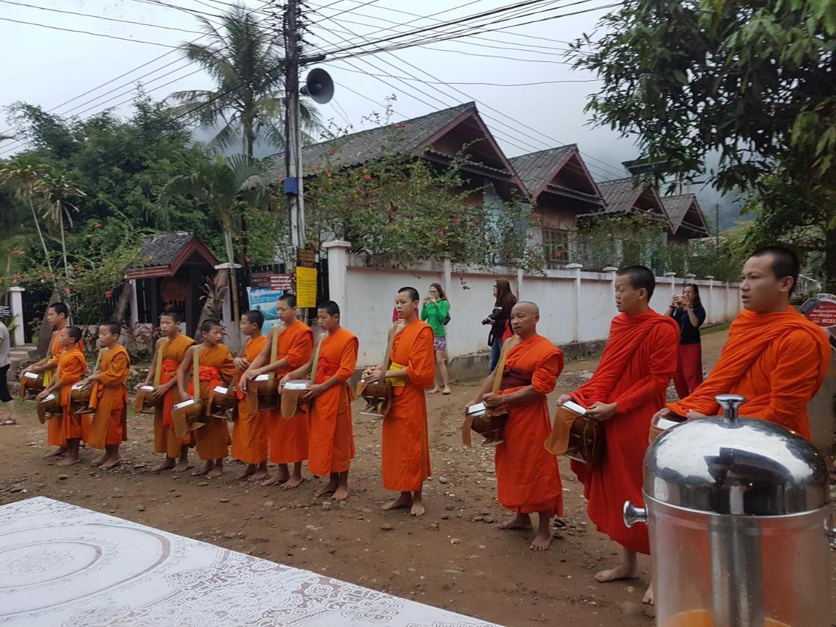 Lattanavongsa Guesthouse And Bungalows Muang Ngoi المظهر الخارجي الصورة